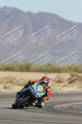 media/Oct-04-2025-CVMA (Sat) [[408bcdd6e4]]/Race 14-500-400-350 Supersport/